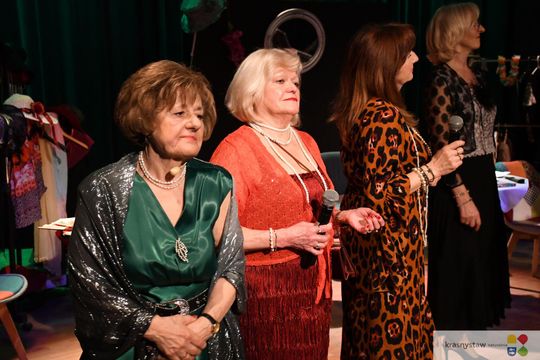 Krasnystaw. Wyjątkowy spektakl „A Babę Stworzył Bóg” Krasnystaw. Wyjątkowy spektakl „A Babę Stworzył Bóg”