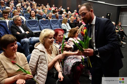 Krasnystaw. Wyjątkowy spektakl „A Babę Stworzył Bóg” Krasnystaw. Wyjątkowy spektakl „A Babę Stworzył Bóg”