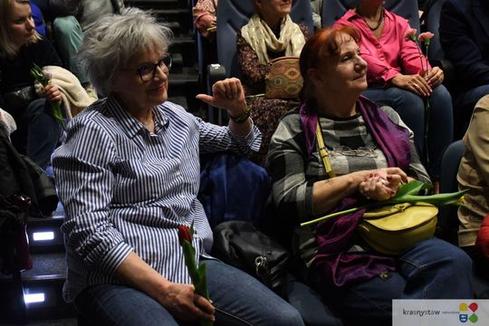 Krasnystaw. Wyjątkowy spektakl „A Babę Stworzył Bóg” Krasnystaw. Wyjątkowy spektakl „A Babę Stworzył Bóg”