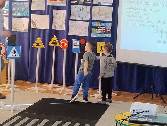 Chełm. Podsumowanie rodzinnego konkursu plastycznego „Bezpieczne ferie na drodze” Chełm. Podsumowanie rodzinnego konkursu plastycznego „Bezpieczne ferie na drodze”