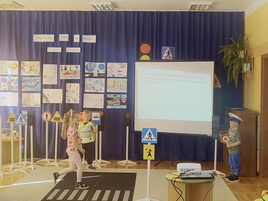 Chełm. Podsumowanie rodzinnego konkursu plastycznego „Bezpieczne ferie na drodze” Chełm. Podsumowanie rodzinnego konkursu plastycznego „Bezpieczne ferie na drodze”