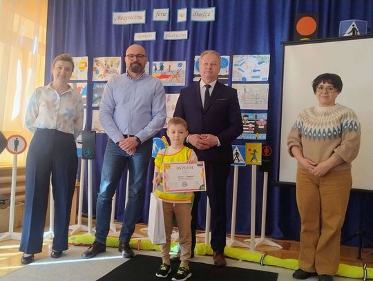 Chełm. Podsumowanie rodzinnego konkursu plastycznego „Bezpieczne ferie na drodze” Chełm. Podsumowanie rodzinnego konkursu plastycznego „Bezpieczne ferie na drodze”