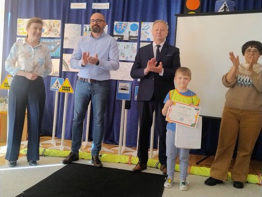 Chełm. Podsumowanie rodzinnego konkursu plastycznego „Bezpieczne ferie na drodze” Chełm. Podsumowanie rodzinnego konkursu plastycznego „Bezpieczne ferie na drodze”