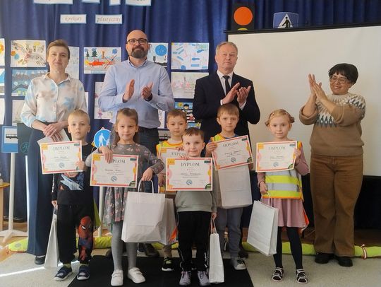 Chełm. Podsumowanie rodzinnego konkursu plastycznego „Bezpieczne ferie na drodze” Chełm. Podsumowanie rodzinnego konkursu plastycznego „Bezpieczne ferie na drodze”