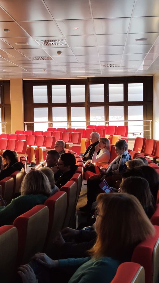 Spotkanie z Cezarym Harasimowiczem w Chełmskiej Bibliotece Publicznej [GALERIA ZDJĘĆ]