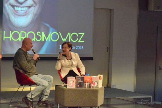 Spotkanie autorskie z Cezarym Harasimowiczem w ChBP Spotkanie autorskie z Cezarym Harasimowiczem w ChBP