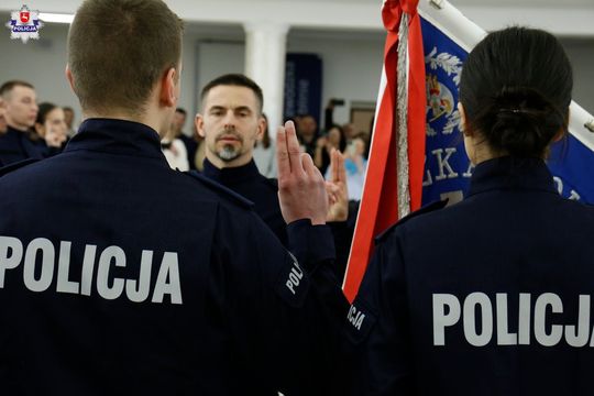 54 nowych policjantów, w tym funkcjonariusze z Chełma i Włodawy 54 nowych policjantów, w tym funkcjonariusze z Chełma i Włodawy