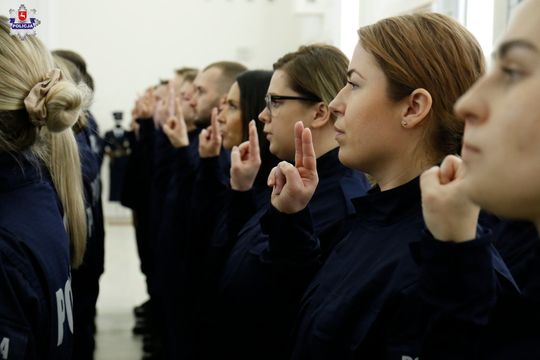 54 nowych policjantów, w tym funkcjonariusze z Chełma i Włodawy 54 nowych policjantów, w tym funkcjonariusze z Chełma i Włodawy