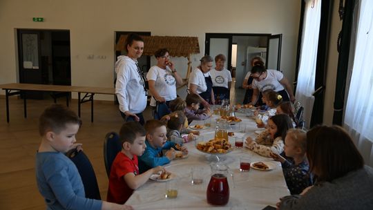 Gm. Kraśniczyn. Mali cukiernicy w akcji!