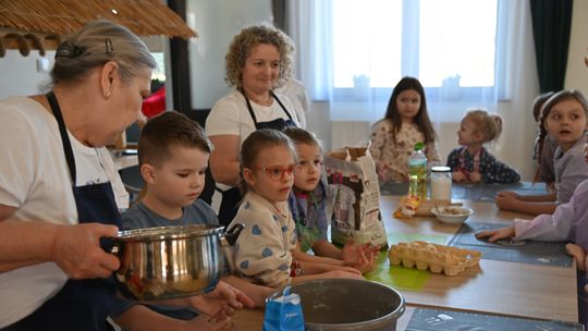 Gm. Kraśniczyn. Mali cukiernicy w akcji!