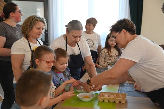 Gm. Kraśniczyn. Mali cukiernicy w akcji! Gm. Kraśniczyn. Mali cukiernicy w akcji!