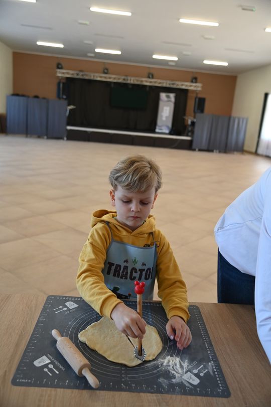 Gm. Kraśniczyn. Mali cukiernicy w akcji! Gm. Kraśniczyn. Mali cukiernicy w akcji!