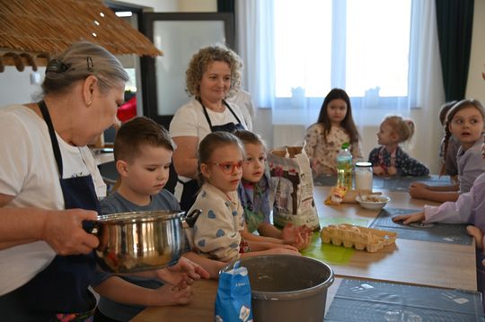 Gm. Kraśniczyn. Mali cukiernicy w akcji! Gm. Kraśniczyn. Mali cukiernicy w akcji!