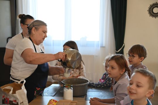 Gm. Kraśniczyn. Mali cukiernicy w akcji! Gm. Kraśniczyn. Mali cukiernicy w akcji!