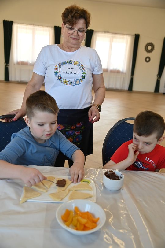 Gm. Kraśniczyn. Mali cukiernicy w akcji! Gm. Kraśniczyn. Mali cukiernicy w akcji!