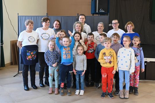 Gm. Kraśniczyn. Mali cukiernicy w akcji! Gm. Kraśniczyn. Mali cukiernicy w akcji!