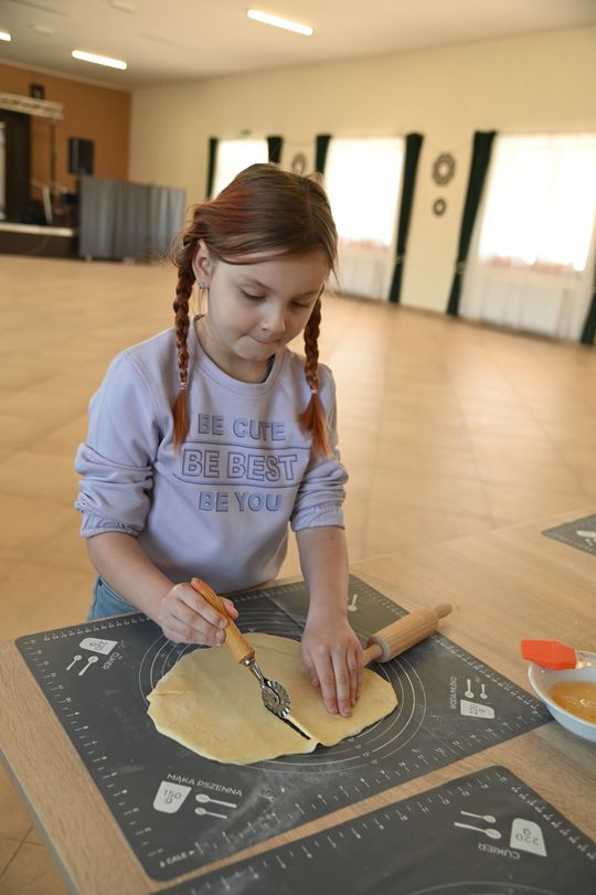 Gm. Kraśniczyn. Mali cukiernicy w akcji! Gm. Kraśniczyn. Mali cukiernicy w akcji!