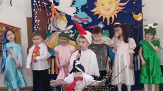 Chełm. Przedszkolaki z Przedszkola Miejskiego nr 8 przywitały wiosnę [GALERIA ZDJĘĆ]