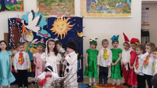 Chełm. Przedszkolaki z Przedszkola Miejskiego nr 8 przywitały wiosnę [GALERIA ZDJĘĆ]