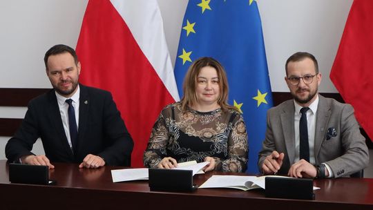 Podpisanie umów w ramach Rządowego Funduszu Rozwoju Dróg [GALERIA ZDJĘĆ]
