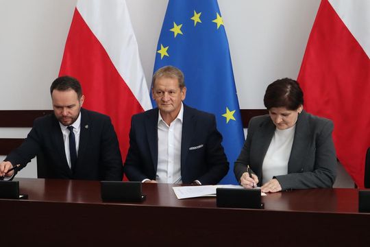 Podpisanie umów w ramach Rządowego Funduszu Rozwoju Dróg [GALERIA ZDJĘĆ]