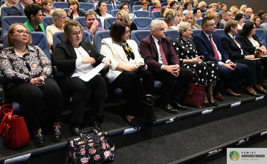 Krasnystaw. Ważna konferencja „Zobaczyć dziecko – jak dbać o dobrostan dzieci i młodzieży” [GALERIA ZDJĘĆ]