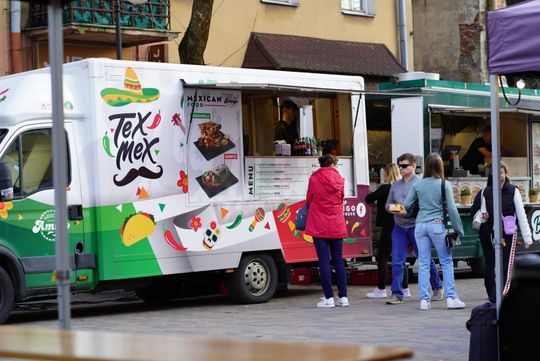 Food Truck Festivals na chełmskim deptaku [GALERIA ZDJĘĆ]