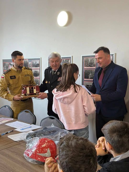 Eliminacje powiatowe Ogólnopolskiego Turnieju Wiedzy Pożarniczej we Włodawie [GALERIA ZDJĘĆ]