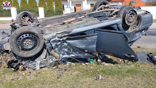 Tragiczny wypadek na Ogrodowej w Chełmie! Dwie ofiary śmiertelne, ośmiu rannych [ZDJĘCIA]