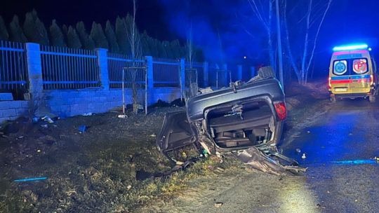 Tragiczny wypadek na Ogrodowej w Chełmie! Dwie ofiary śmiertelne, ośmiu rannych [ZDJĘCIA]