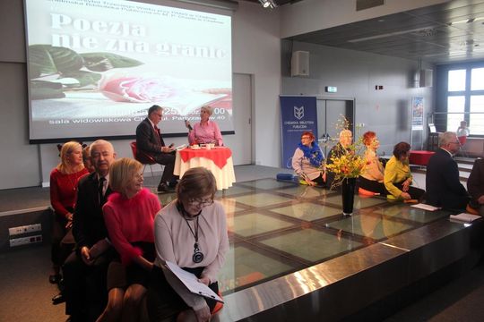 Chełm. Światowy Dzień Poezji w Chełmskiej Bibliotece Publicznej [GALERIA ZDJĘĆ]