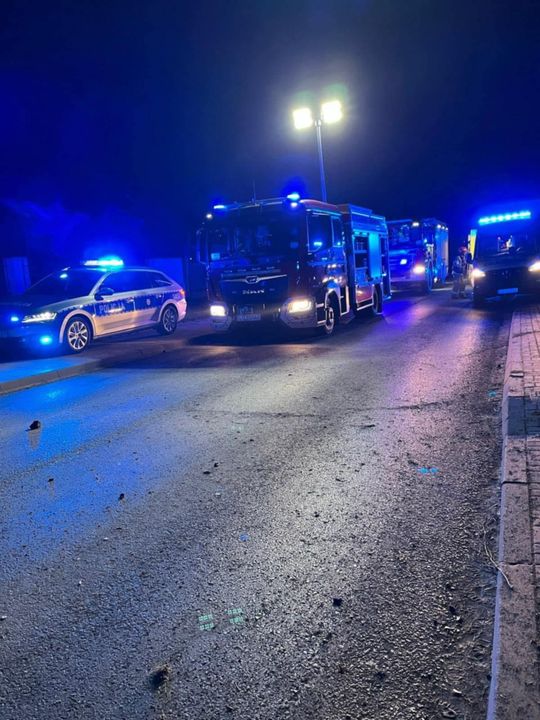 Tragiczny wypadek na Ogrodowej w Chełmie! Dwie ofiary śmiertelne, ośmiu rannych [ZDJĘCIA]