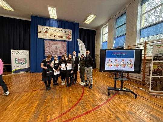 Krasnystaw. VII edycja Gotowania z VIP–ami, pod hasłem  – „SŁODKIE SMAKI- SWEET SWEET” [GALERIA ZDJĘĆ]