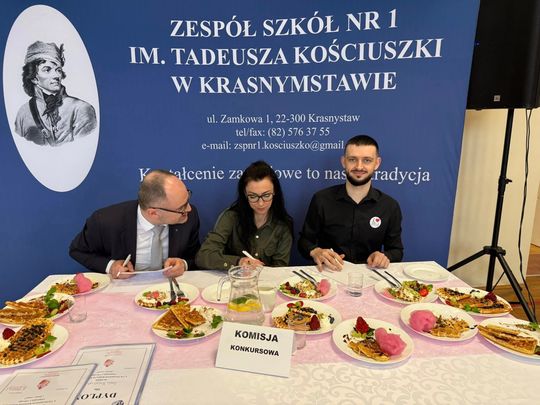 Krasnystaw. VII edycja Gotowania z VIP–ami, pod hasłem  – „SŁODKIE SMAKI- SWEET SWEET” [GALERIA ZDJĘĆ]