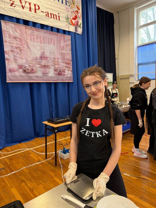 Krasnystaw. VII edycja Gotowania z VIP–ami, pod hasłem  – „SŁODKIE SMAKI- SWEET SWEET” [GALERIA ZDJĘĆ]