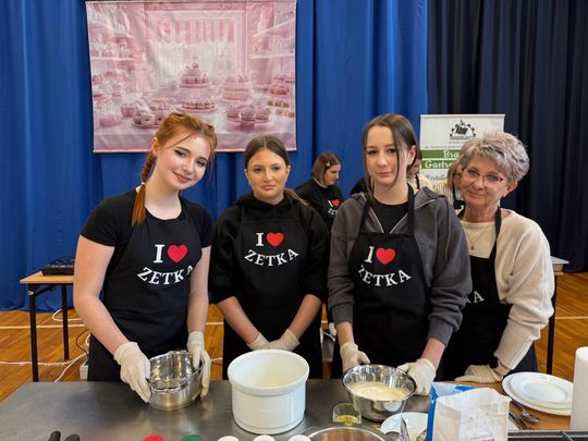 Krasnystaw. VII edycja Gotowania z VIP–ami, pod hasłem  – „SŁODKIE SMAKI- SWEET SWEET” [GALERIA ZDJĘĆ]