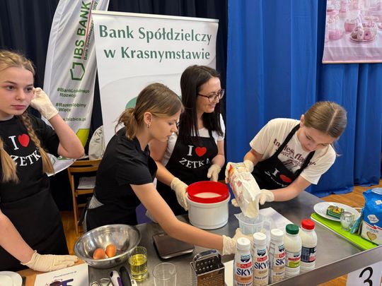 Krasnystaw. VII edycja Gotowania z VIP–ami, pod hasłem  – „SŁODKIE SMAKI- SWEET SWEET” [GALERIA ZDJĘĆ]