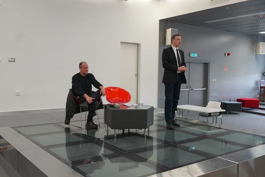 Chełm. Posłowie Kukiz i Sachajko w chełmskiej bibliotece [GALERIA ZDJĘĆ]