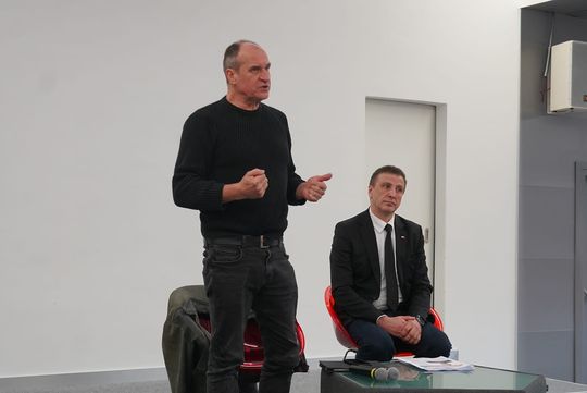 Chełm. Posłowie Kukiz i Sachajko w chełmskiej bibliotece [GALERIA ZDJĘĆ]