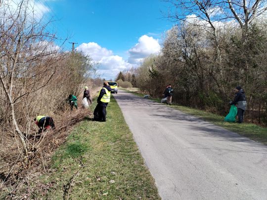 Gm. Ruda - Huta. Żalin ratuje planetę. Wzorowo posprzątali wieś [GALERIA ZDJĘĆ]