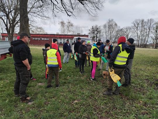 Gm. Ruda - Huta. Żalin ratuje planetę. Wzorowo posprzątali wieś [GALERIA ZDJĘĆ]