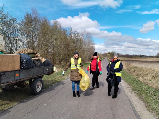Gm. Ruda - Huta. Żalin ratuje planetę. Wzorowo posprzątali wieś [GALERIA ZDJĘĆ]