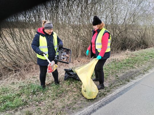 Gm. Ruda - Huta. Żalin ratuje planetę. Wzorowo posprzątali wieś [GALERIA ZDJĘĆ]