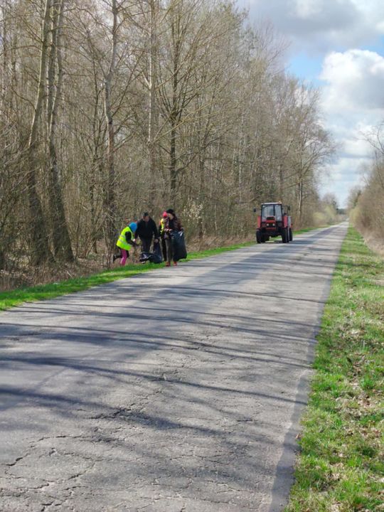 Gm. Ruda - Huta. Żalin ratuje planetę. Wzorowo posprzątali wieś [GALERIA ZDJĘĆ]