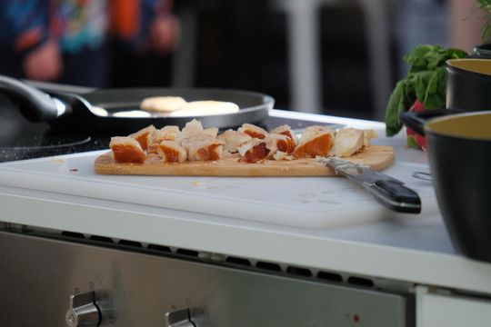 Mateusz Gessler gotował wielkanocne potrawy w Chełmie [GARLERIA ZDJĘĆ]