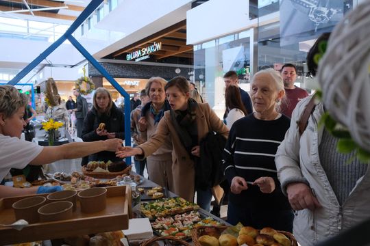 Mateusz Gessler gotował wielkanocne potrawy w Chełmie [GARLERIA ZDJĘĆ]