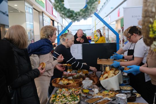Mateusz Gessler gotował wielkanocne potrawy w Chełmie [GARLERIA ZDJĘĆ]