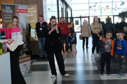 Mateusz Gessler gotował wielkanocne potrawy w Chełmie [GARLERIA ZDJĘĆ]