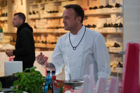 Mateusz Gessler gotował wielkanocne potrawy w Chełmie [GARLERIA ZDJĘĆ]