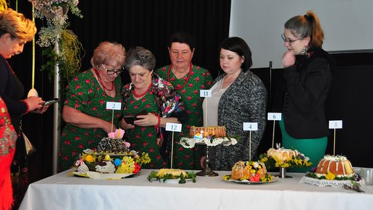 Gm. Krasnystaw. Kiermasz Wielkanocy w GCK – Siennica Nadolna [GALERIA ZDJĘĆ]